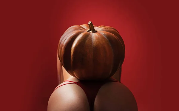 Halloween Party Sexy Woman Big Ass Halloween Witch Carved Pumpkin — Stock Photo, Image